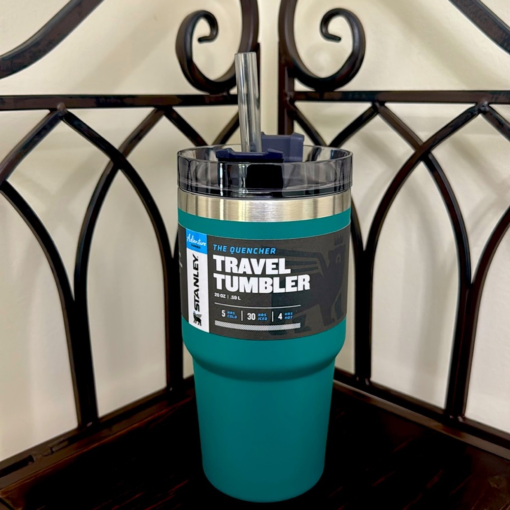 NWT “OG” Stanley 20oz. Quencher Tumbler- TIDEPOOL